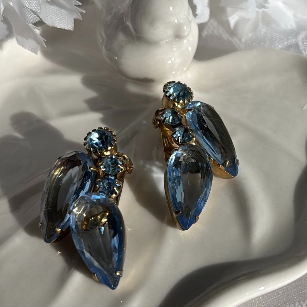 JULIANA D&E STYLE RHINESTONE EARRINGS